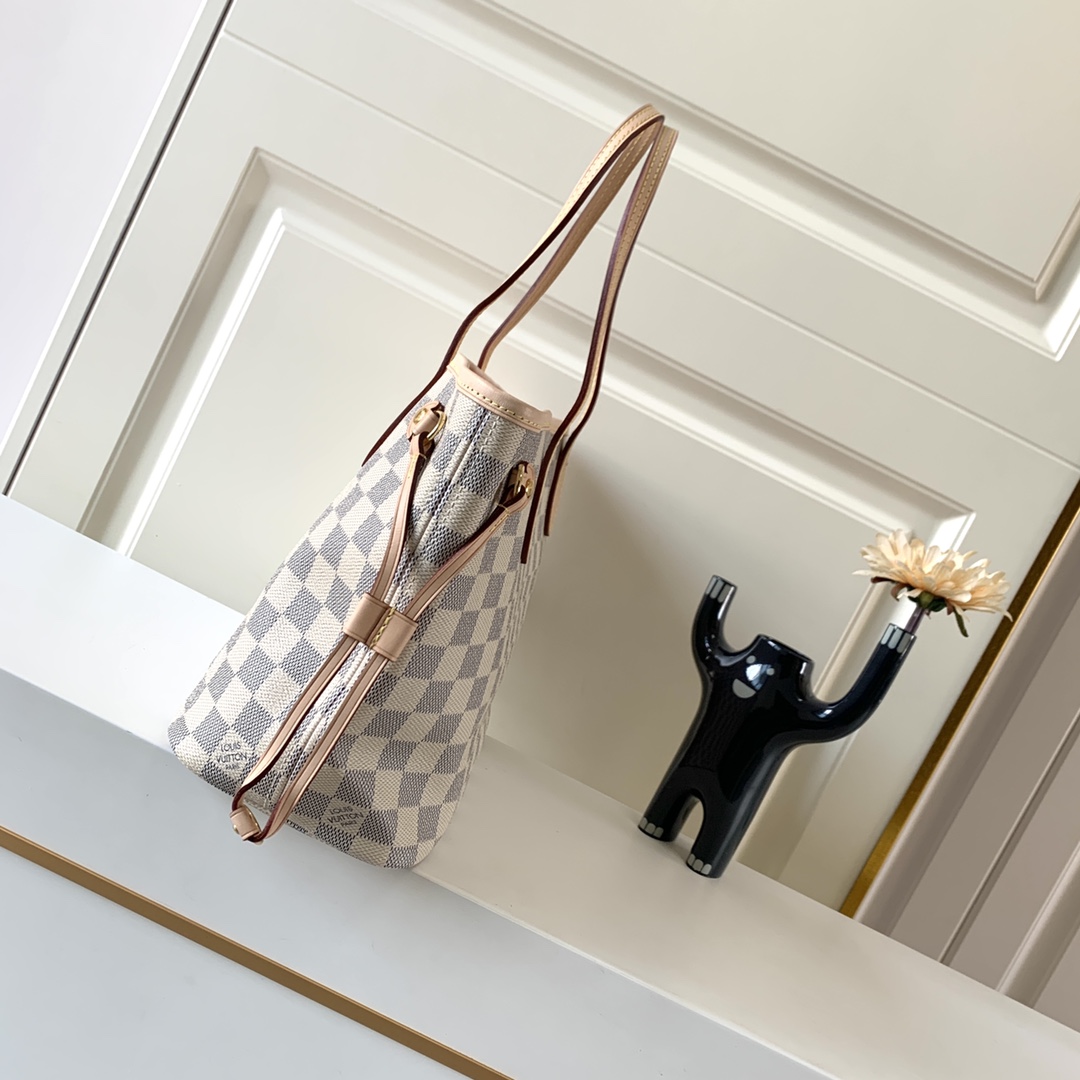 Louis Vuitton Shopping Bags